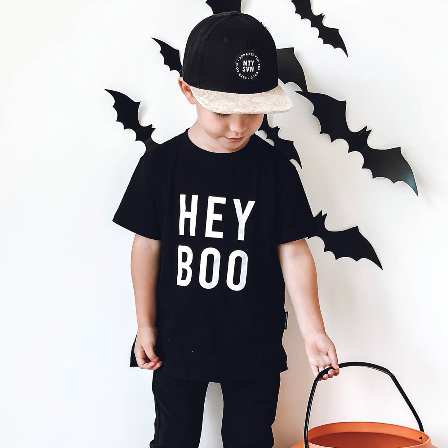 Hey Boo - Kids Halloween Tee